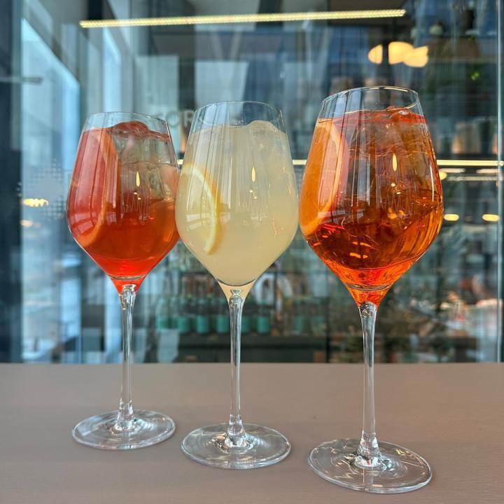 Spritz cocktailit